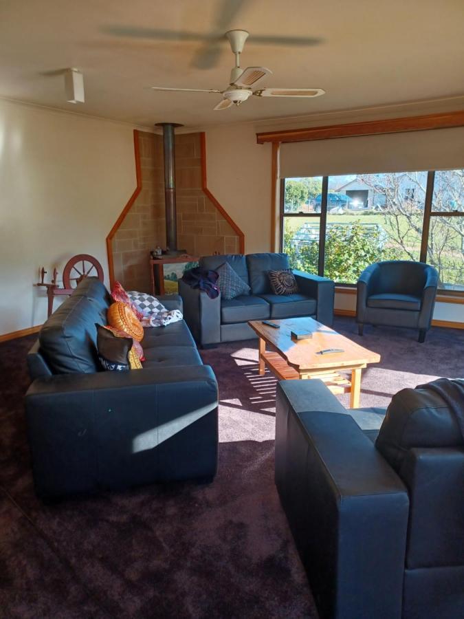 The Tigers Lair Accomadation Villa Mole Creek Екстериор снимка